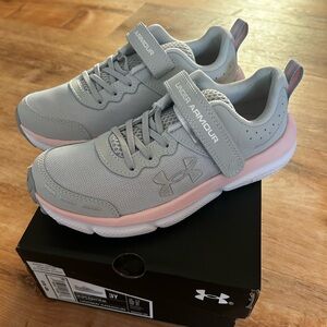 Under Armour Kids' Sneakers in Gray and Pink